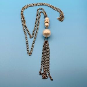 Vintage Pearl Pendant Necklace